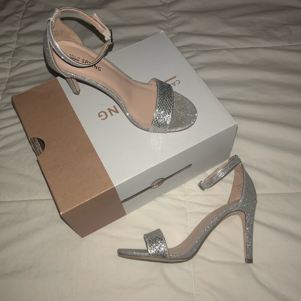 silver glitter/sparkly call it spring heels ⭐️